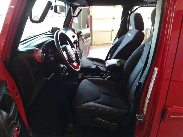 2014 Jeep Wrangler Unlimited Unlimited Sahara