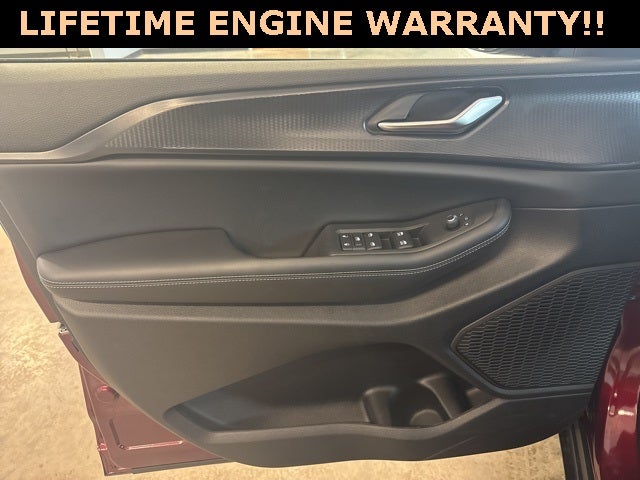 2025 Jeep Grand Cherokee GRAND CHEROKEE ALTITUDE 4X4