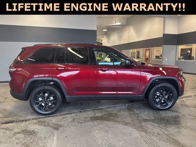 2025 Jeep Grand Cherokee GRAND CHEROKEE ALTITUDE 4X4