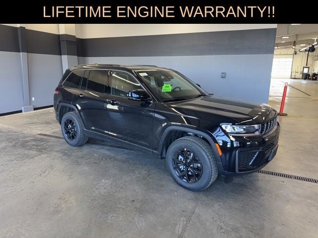 2026 Jeep Grand Cherokee Altitude