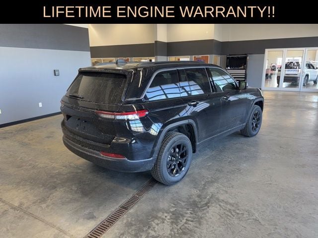 2026 Jeep Grand Cherokee Altitude