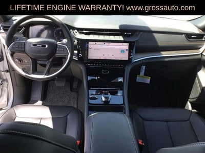 2026 Jeep Grand Cherokee Base
