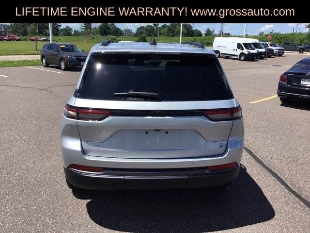 2026 Jeep Grand Cherokee Base