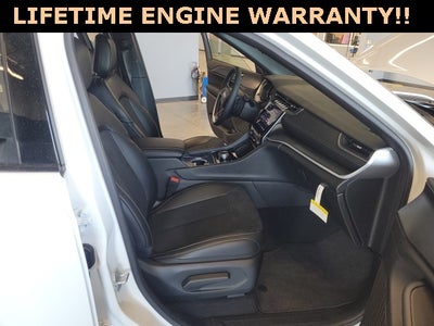 2025 Jeep Grand Cherokee GRAND CHEROKEE L ALTITUDE X 4X4