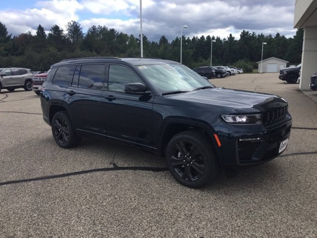 2027 Jeep Grand Cherokee Limited Reserve