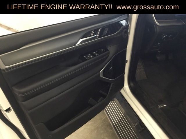 2026 Jeep Grand Wagoneer Limited Reserve