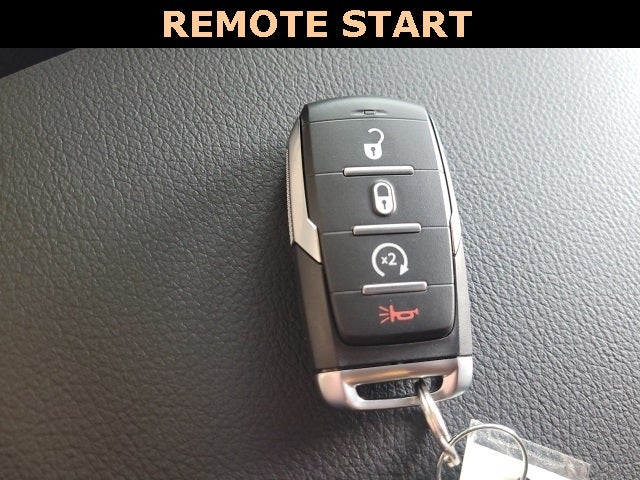 2025 RAM Ram 1500 RAM 1500 BIG HORN CREW CAB 4X4 5'7' BOX