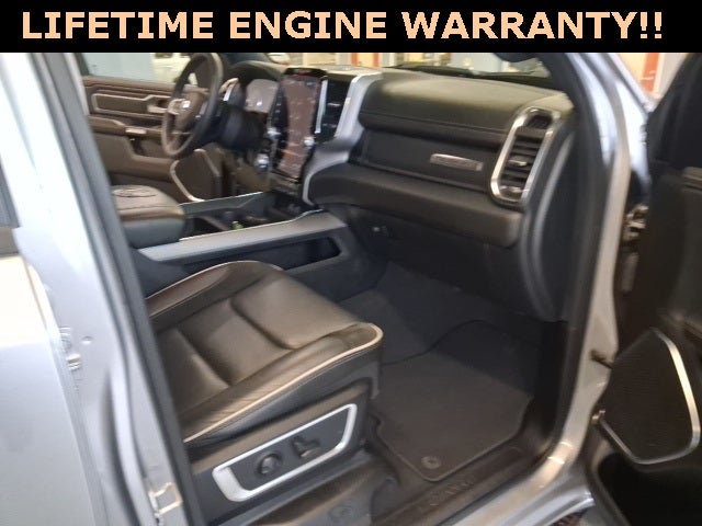 2025 RAM 1500 Laramie Crew Cab 4x4 5'7' Box