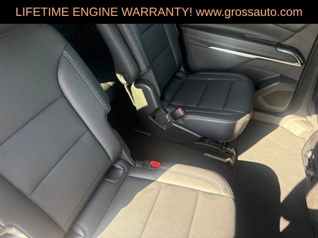 2025 Chevrolet Traverse LT 2LT