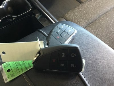 2025 Chevrolet Traverse AWD LT