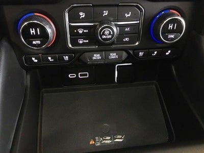 2022 Chevrolet Suburban High Country