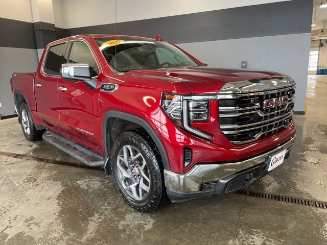 2022 GMC Sierra 1500 4WD Crew Cab Short Box SLT