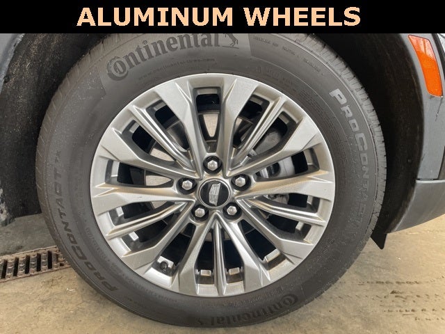 2024 Cadillac XT4 AWD Premium Luxury