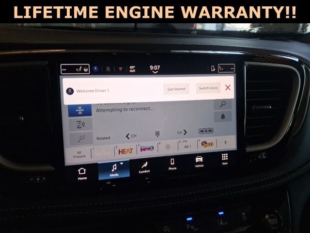 2026 Chrysler Pacifica Select