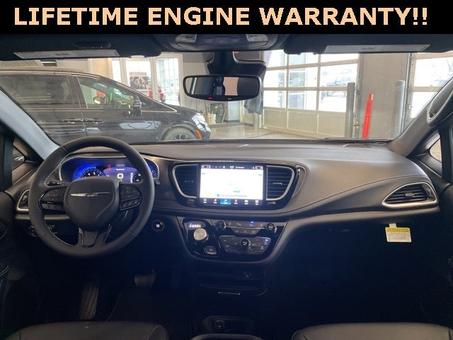 2026 Chrysler Pacifica PACIFICA SELECT AWD