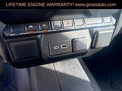 2022 Chevrolet Silverado 1500 Custom Trail Boss