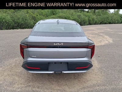 2025 Kia K4 LXS