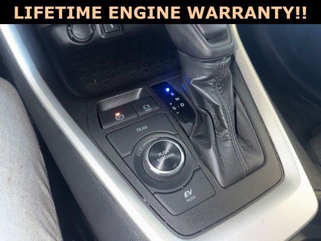 2021 Toyota RAV4 Hybrid LE