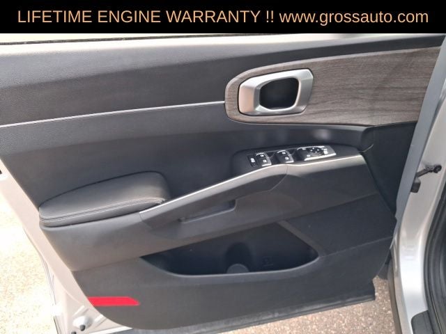 2022 Kia Sorento S