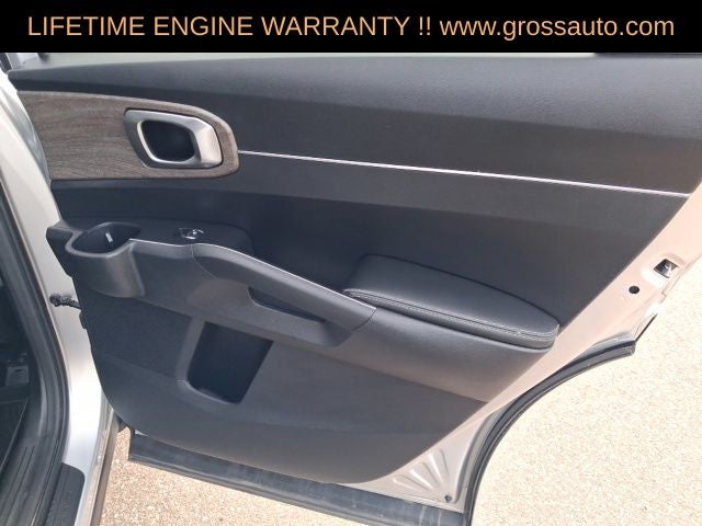 2022 Kia Sorento S