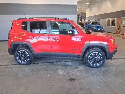 2023 Jeep Renegade Base