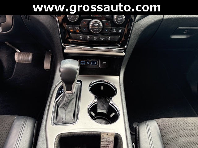 2021 Jeep Grand Cherokee Laredo X 4x4