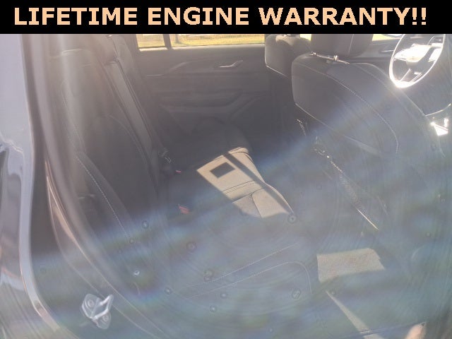 2025 Jeep Grand Cherokee GRAND CHEROKEE LAREDO X 4X4