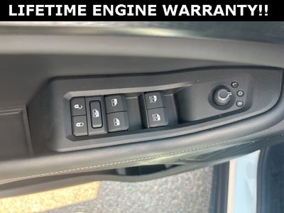 2025 Jeep Grand Cherokee GRAND CHEROKEE L LAREDO X 4X4