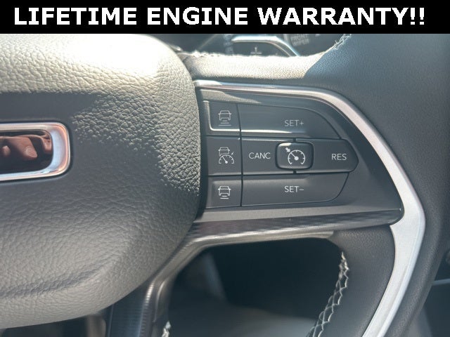 2025 Jeep Grand Cherokee GRAND CHEROKEE L LAREDO X 4X4