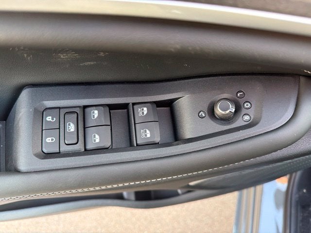 2027 Jeep Grand Cherokee Limited Reserve