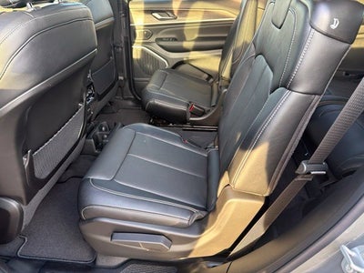 2027 Jeep Grand Cherokee Limited Reserve