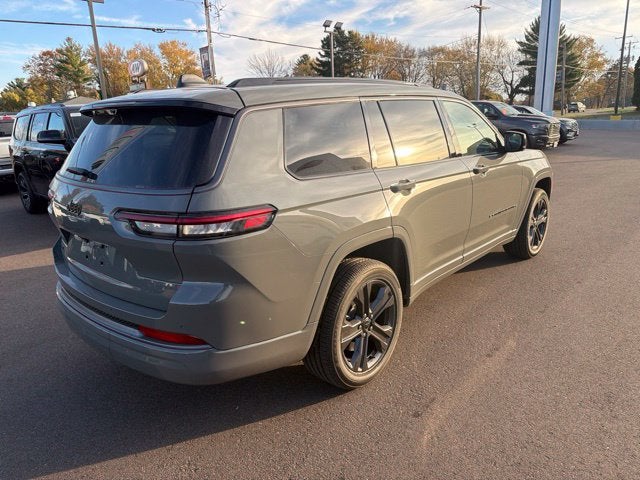 2027 Jeep Grand Cherokee Limited Reserve