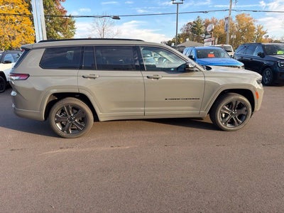 2027 Jeep Grand Cherokee Limited Reserve