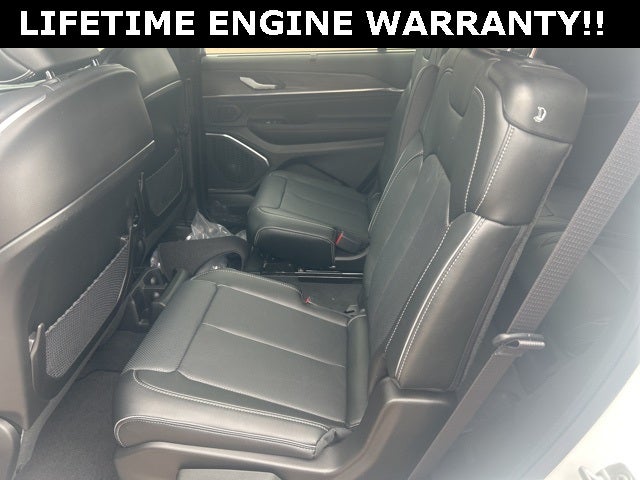 2025 Jeep Grand Cherokee GRAND CHEROKEE L OVERLAND 4X4