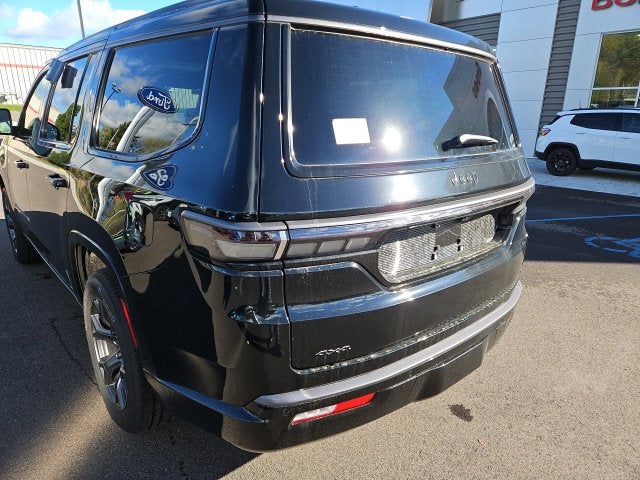 2027 Jeep Grand Wagoneer Limited Altitude