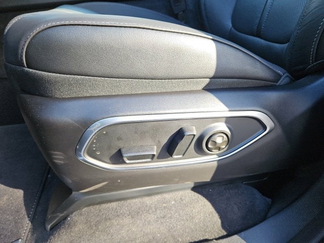2027 Jeep Grand Wagoneer Limited Altitude