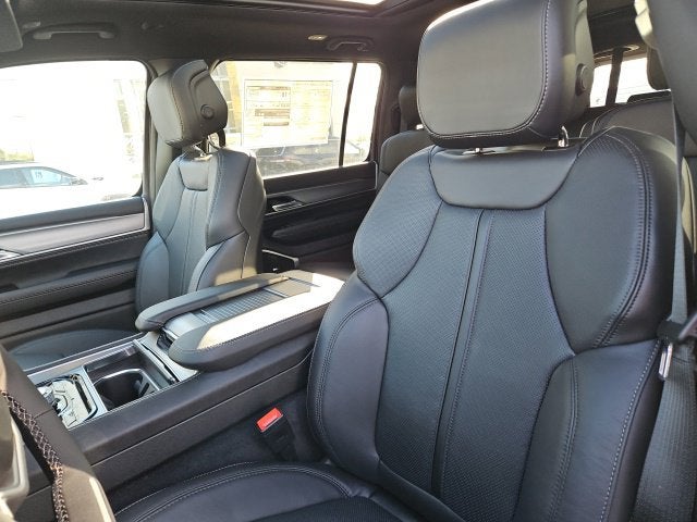 2027 Jeep Grand Wagoneer Limited Altitude