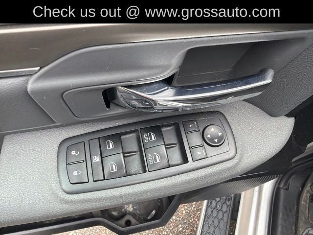 2018 RAM 1500 SLT