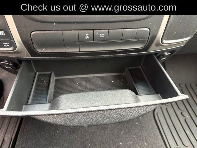 2018 RAM 1500 SLT