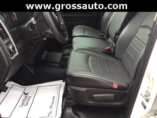 2023 RAM 1500 Classic Tradesman Crew Cab 4x4 6'4' Box