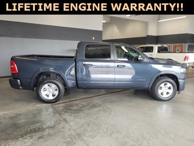 2025 RAM Ram 1500 RAM 1500 BIG HORN CREW CAB 4X4 5'7' BOX