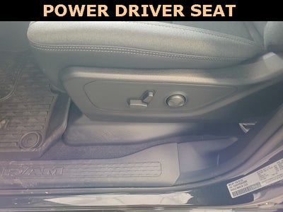 2025 RAM Ram 1500 RAM 1500 BIG HORN CREW CAB 4X4 5'7' BOX