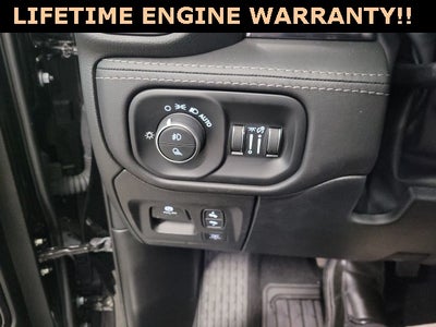 2025 RAM Ram 1500 RAM 1500 LIMITED CREW CAB 4X4 5'7' BOX