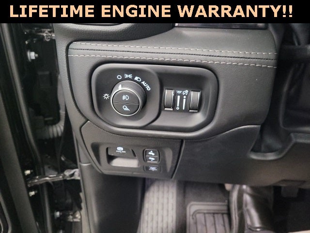 2025 RAM Ram 1500 RAM 1500 LIMITED CREW CAB 4X4 5'7' BOX