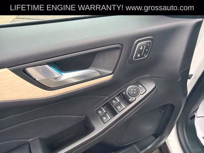 2022 Ford Escape Titanium