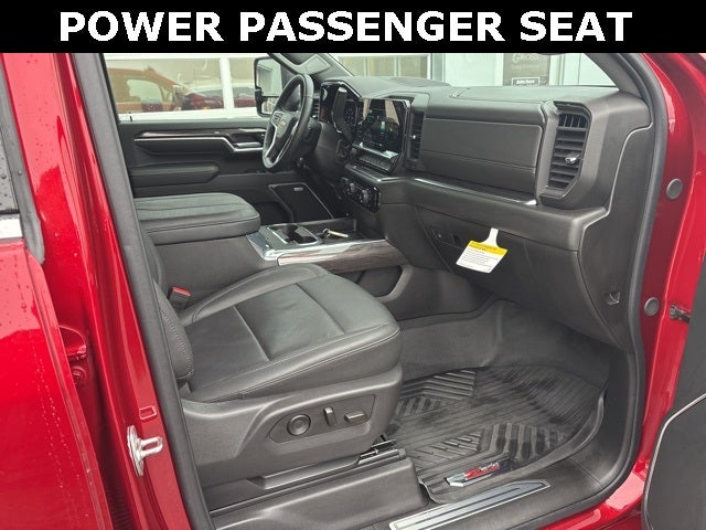 2025 Chevrolet Silverado 2500HD 4WD Crew Cab Standard Bed LTZ