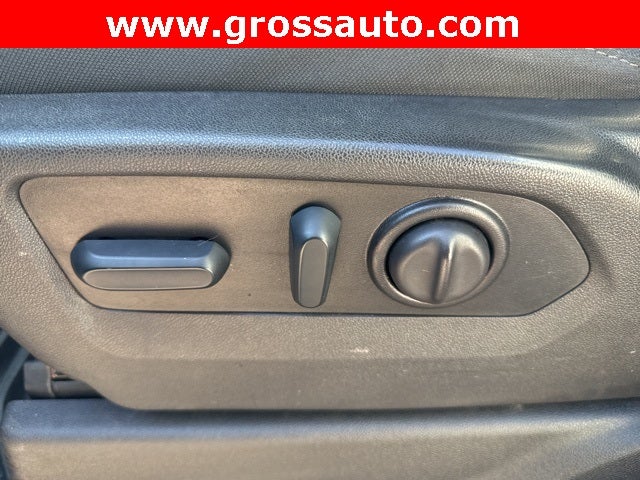 2022 Chevrolet Silverado 1500 LTD 4WD Double Cab Standard Bed Custom