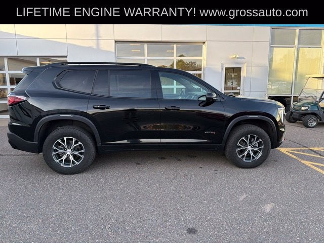 2024 GMC Acadia AT4