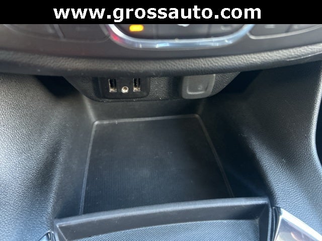 2018 Chevrolet Traverse LT Cloth w/1LT