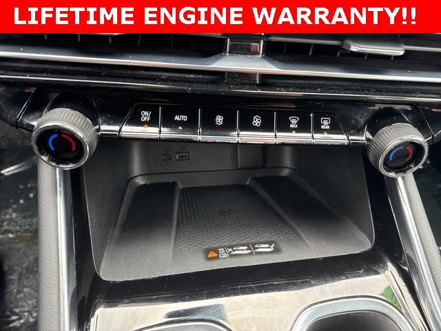 2025 Chevrolet Traverse LT 2LT